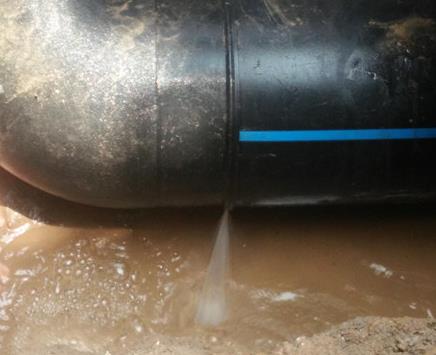 临城楼顶渗水维修公司为大家分享下临城卫生间漏水维修修补技术!